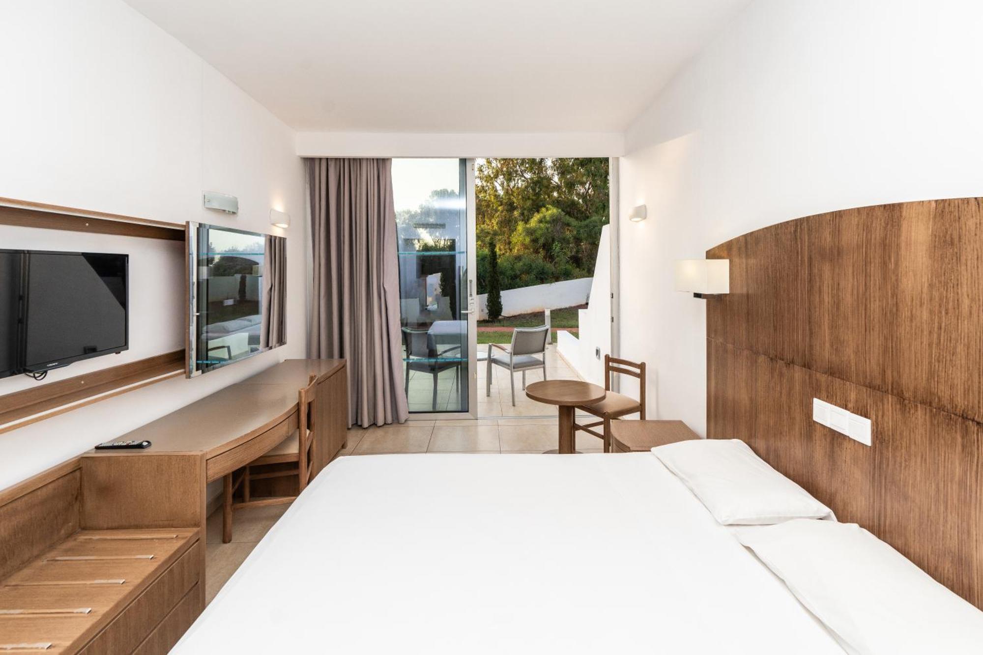 Adelais Bay Hotel Protaras Dış mekan fotoğraf